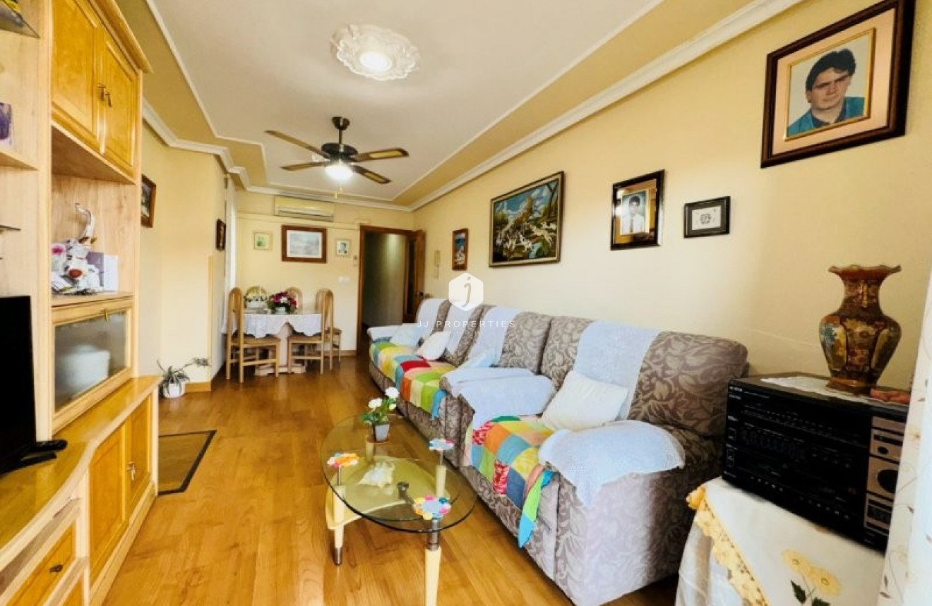 Segunda mano - Apartamento / piso -
La Mata - Costa Blanca