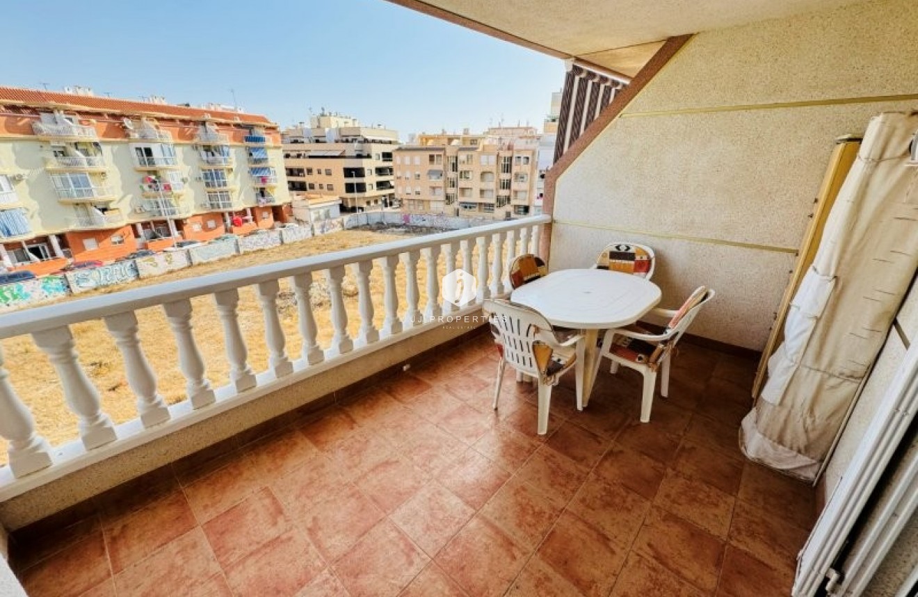 Segunda mano - Apartamento / piso -
La Mata - Costa Blanca