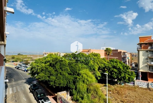 Segunda mano - Apartamento / piso -
La Mata - Costa Blanca