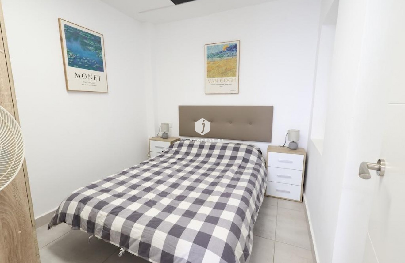 D'occasion - Bungalow -
Torrevieja - Costa Blanca