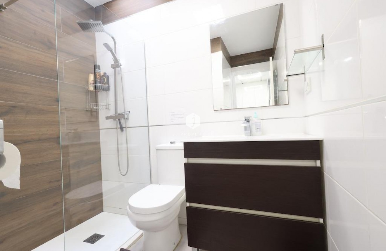 D'occasion - Bungalow -
Torrevieja - Costa Blanca