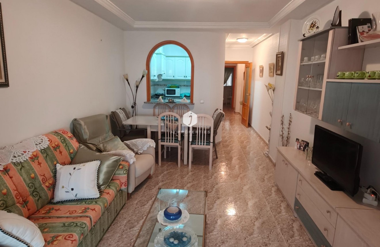 Aus zweiter Hand - Wohnung -
Torrevieja - Playa del Cura