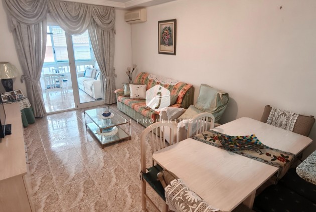 Aus zweiter Hand - Wohnung -
Torrevieja - Playa del Cura