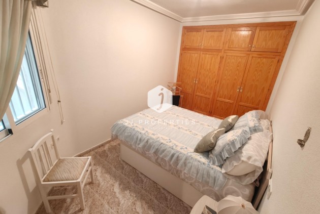 Aus zweiter Hand - Wohnung -
Torrevieja - Playa del Cura
