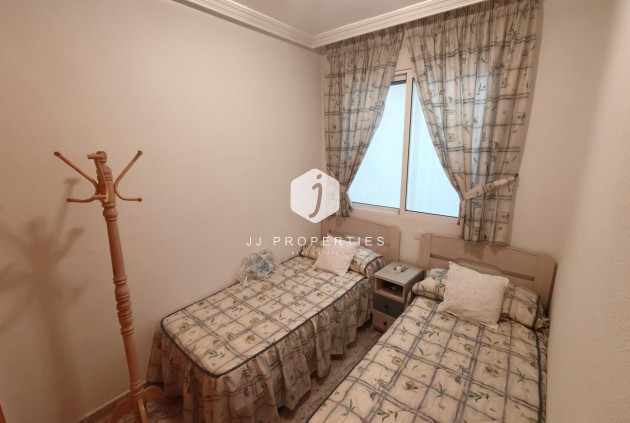 Aus zweiter Hand - Wohnung -
Torrevieja - Playa del Cura