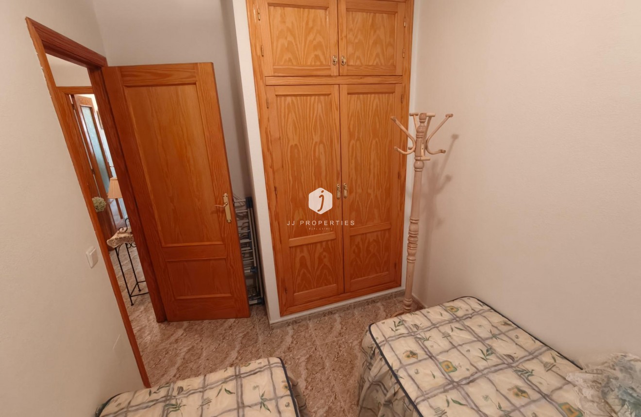 Aus zweiter Hand - Wohnung -
Torrevieja - Playa del Cura