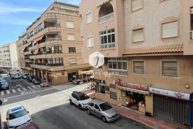 Aus zweiter Hand - Wohnung -
Torrevieja - Playa del Cura