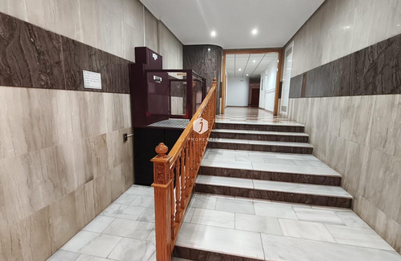 Aus zweiter Hand - Wohnung -
Torrevieja - Playa del Cura