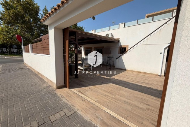 D'occasion - Chalet -
Torrevieja - Nueva Torrevieja