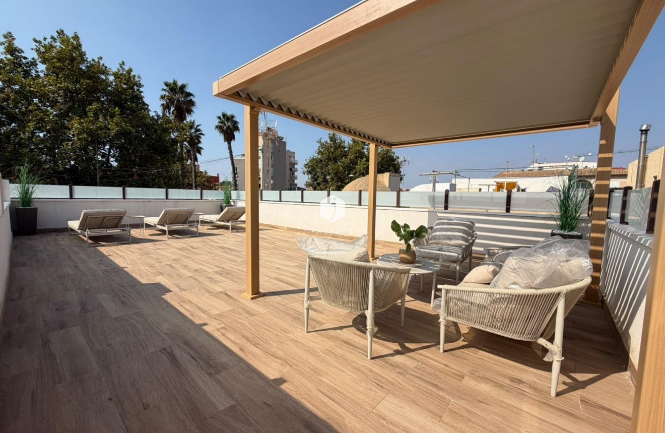 D'occasion - Chalet -
Torrevieja - Nueva Torrevieja