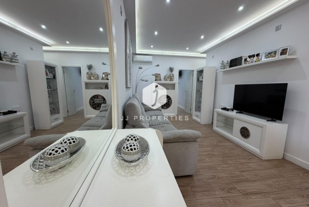 D'occasion - Chalet -
Torrevieja - Nueva Torrevieja