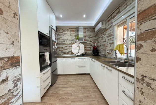 D'occasion - Chalet -
Torrevieja - Nueva Torrevieja