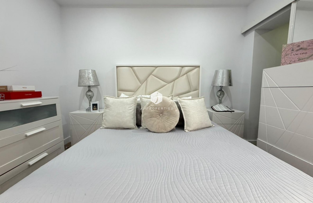 D'occasion - Chalet -
Torrevieja - Nueva Torrevieja