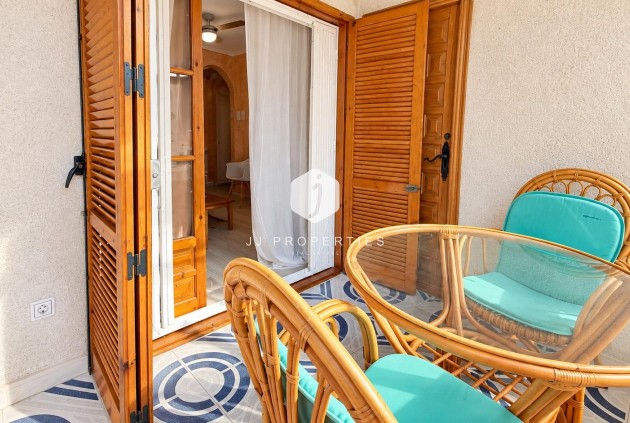 Segunda mano - Apartamento / piso -
Torrevieja - Playa de los Locos