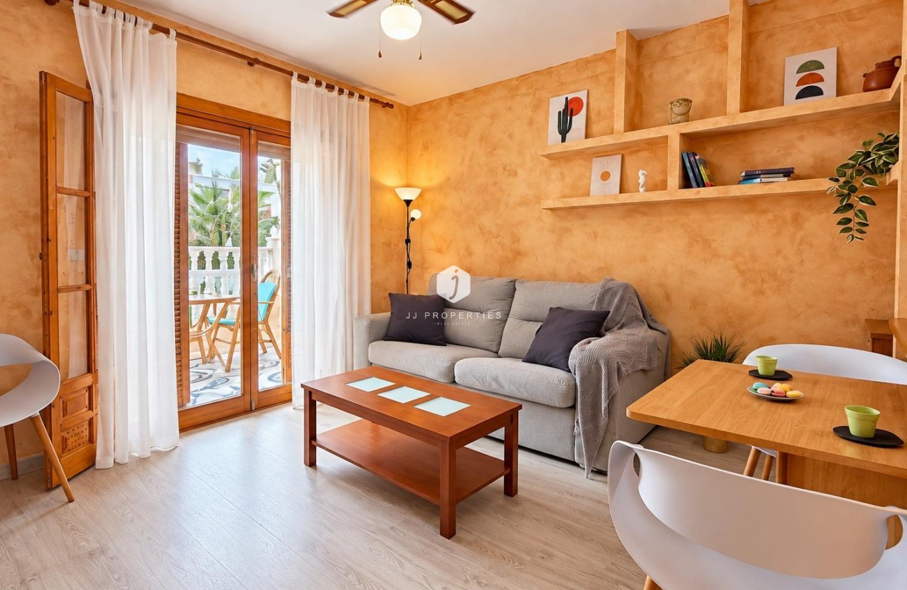 Segunda mano - Apartamento / piso -
Torrevieja - Playa de los Locos