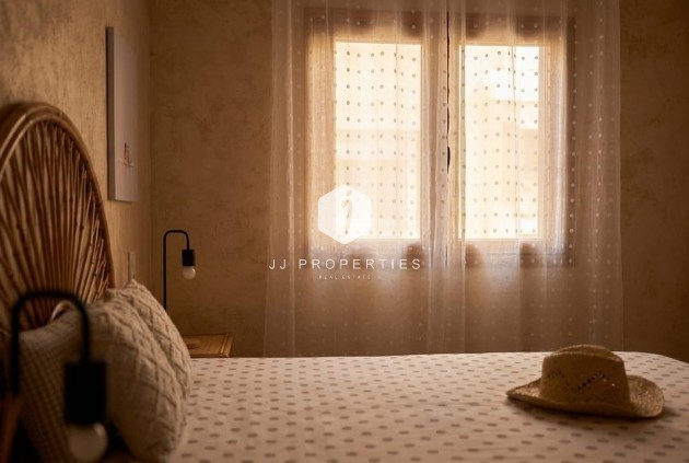 Segunda mano - Apartamento / piso -
Torrevieja - Playa de los Locos