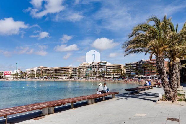 Segunda mano - Apartamento / piso -
Torrevieja - Playa de los Locos