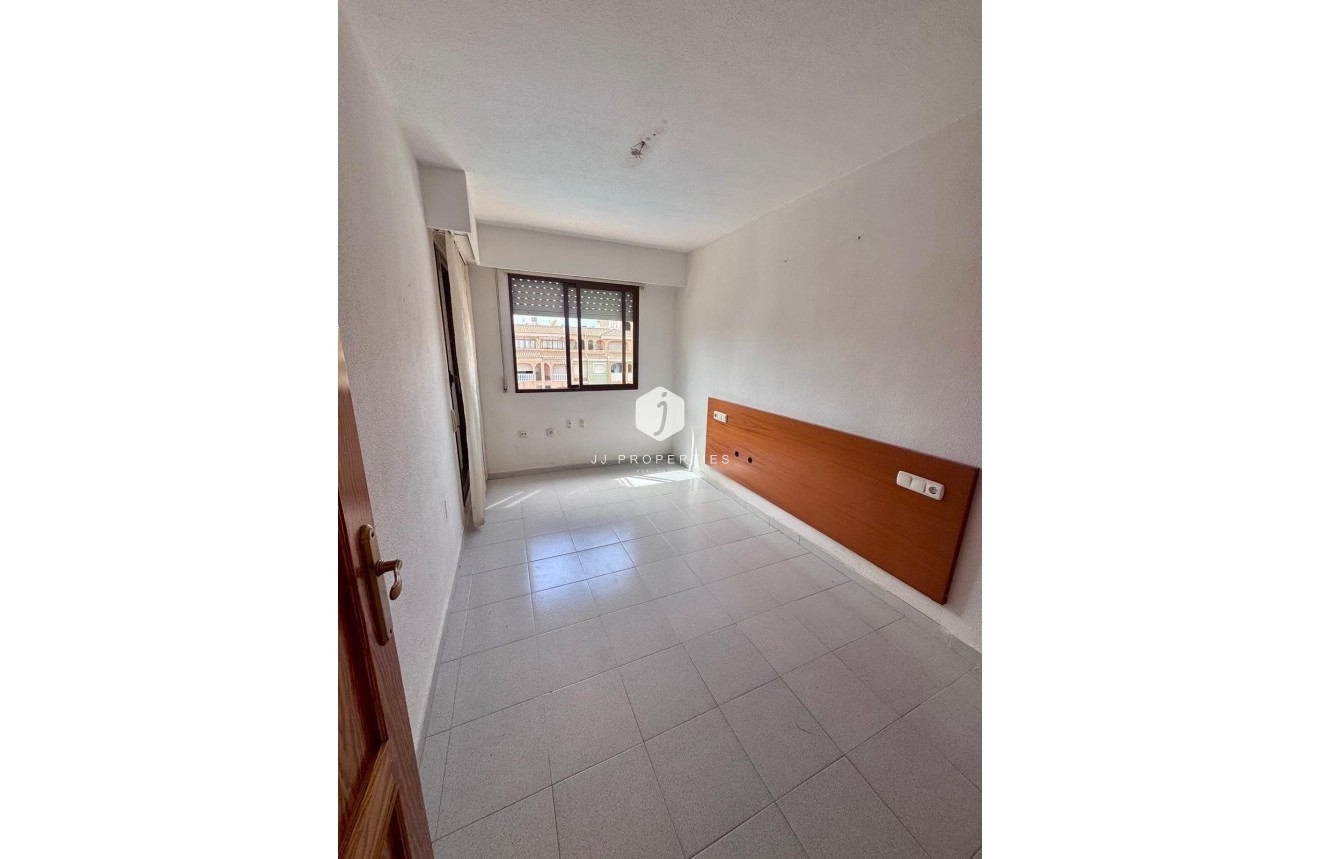 D'occasion - Appartement -
Torrevieja - PARQUE DE LAS NACIONES