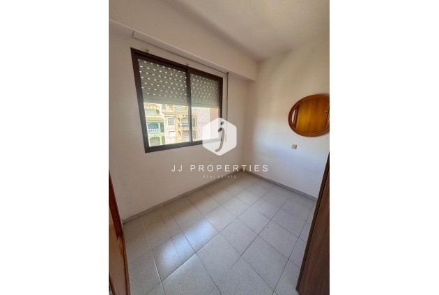 D'occasion - Appartement -
Torrevieja - PARQUE DE LAS NACIONES