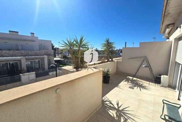 Z drugiej ręki - Dupleks -
Torrevieja - Sector 25