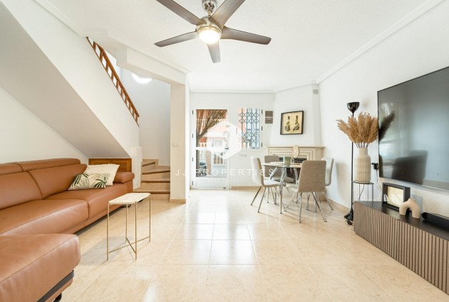 D'occasion - Duplex -
Torrevieja - Playa de los Naufragos