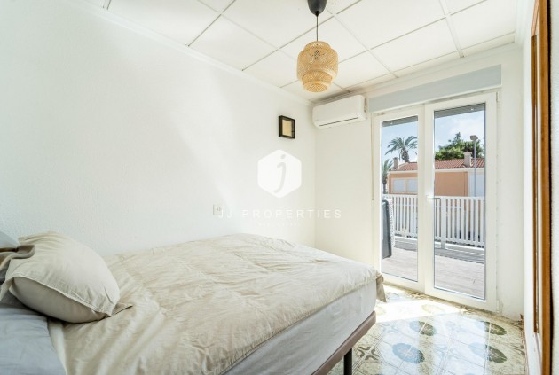 D'occasion - Duplex -
Torrevieja - Playa de los Naufragos