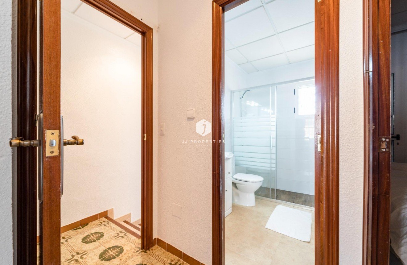 D'occasion - Duplex -
Torrevieja - Playa de los Naufragos