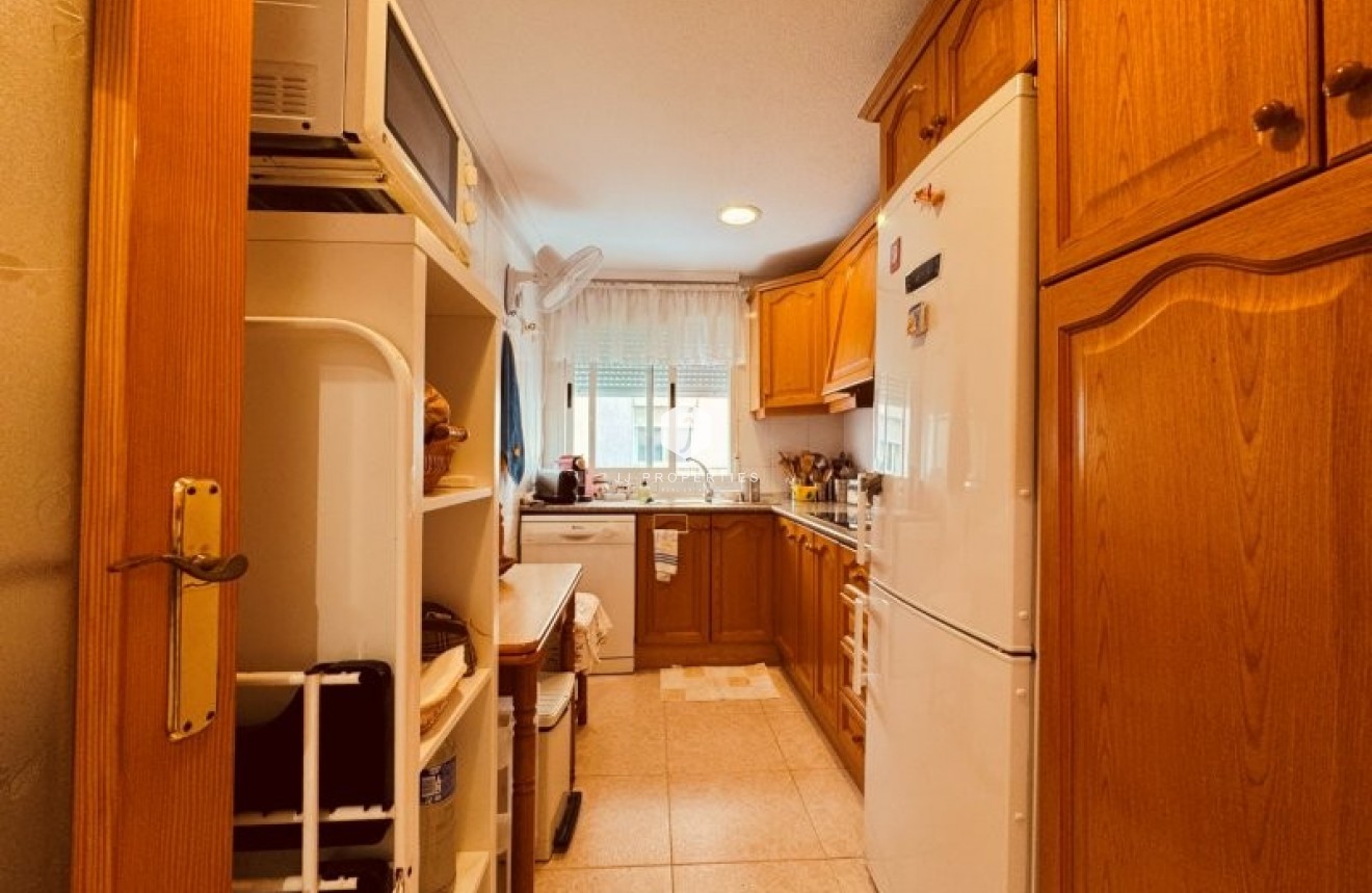Resale - Apartment / flat -
La Mata - Costa Blanca
