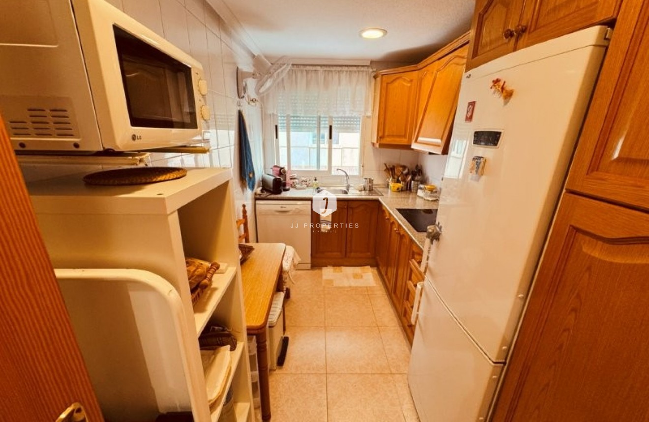 Resale - Apartment / flat -
La Mata - Costa Blanca