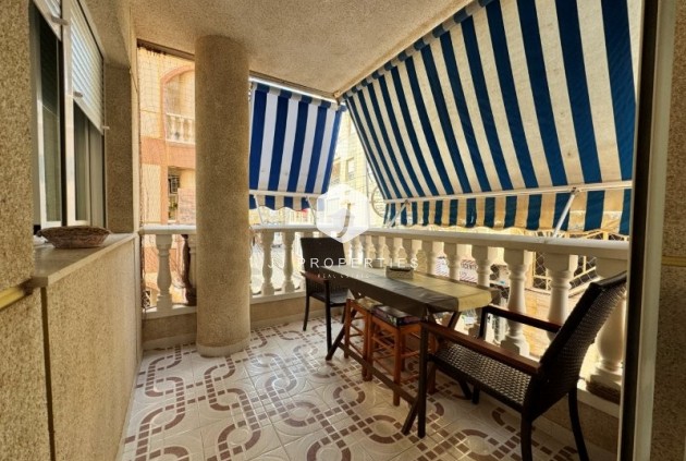 Resale - Apartment / flat -
La Mata - Costa Blanca