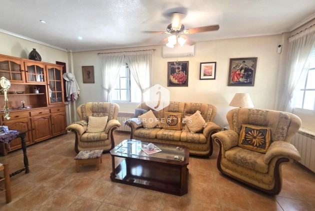 Resale - Villa -
Torrevieja - Los Balcones - Los Altos del Edén