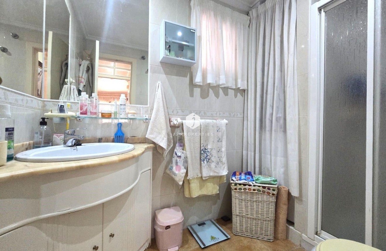 Resale - Villa -
Torrevieja - Los Balcones - Los Altos del Edén