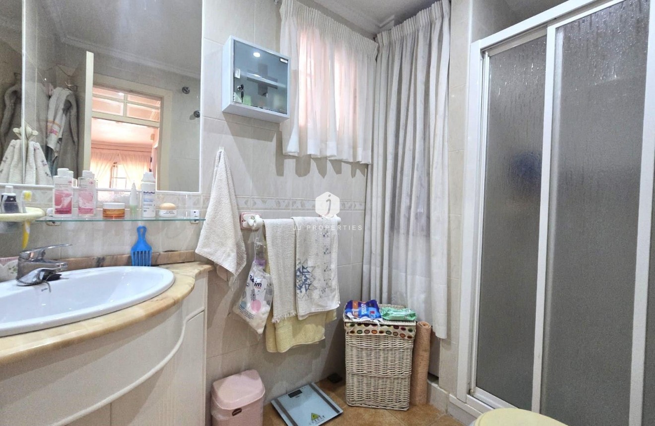Resale - Villa -
Torrevieja - Los Balcones - Los Altos del Edén
