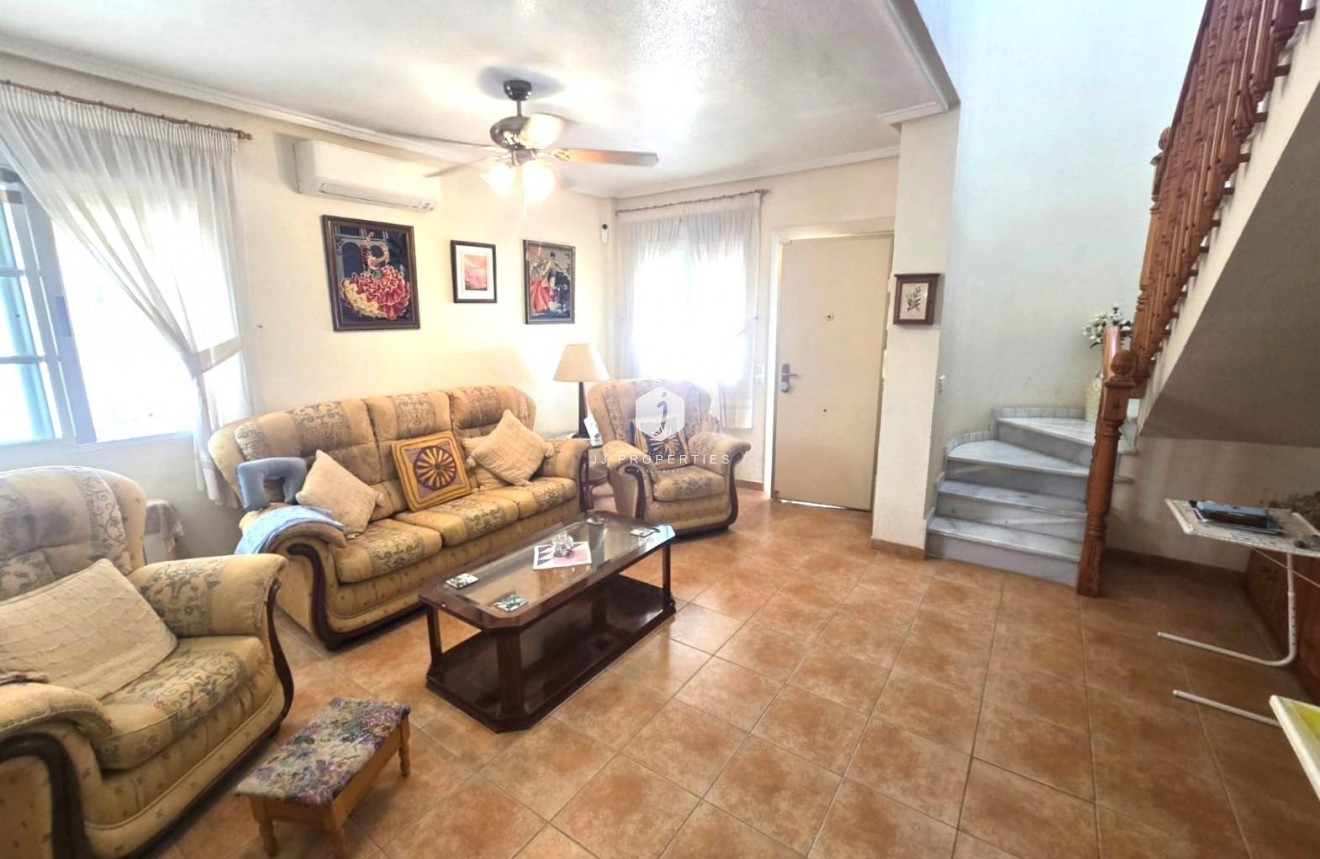 Resale - Villa -
Torrevieja - Los Balcones - Los Altos del Edén