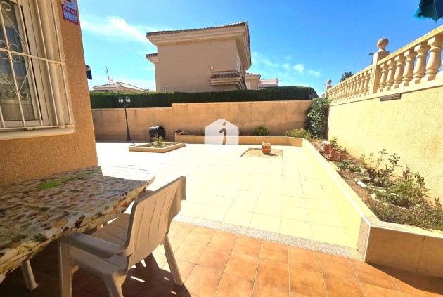 Resale - Villa -
Torrevieja - Los Balcones - Los Altos del Edén