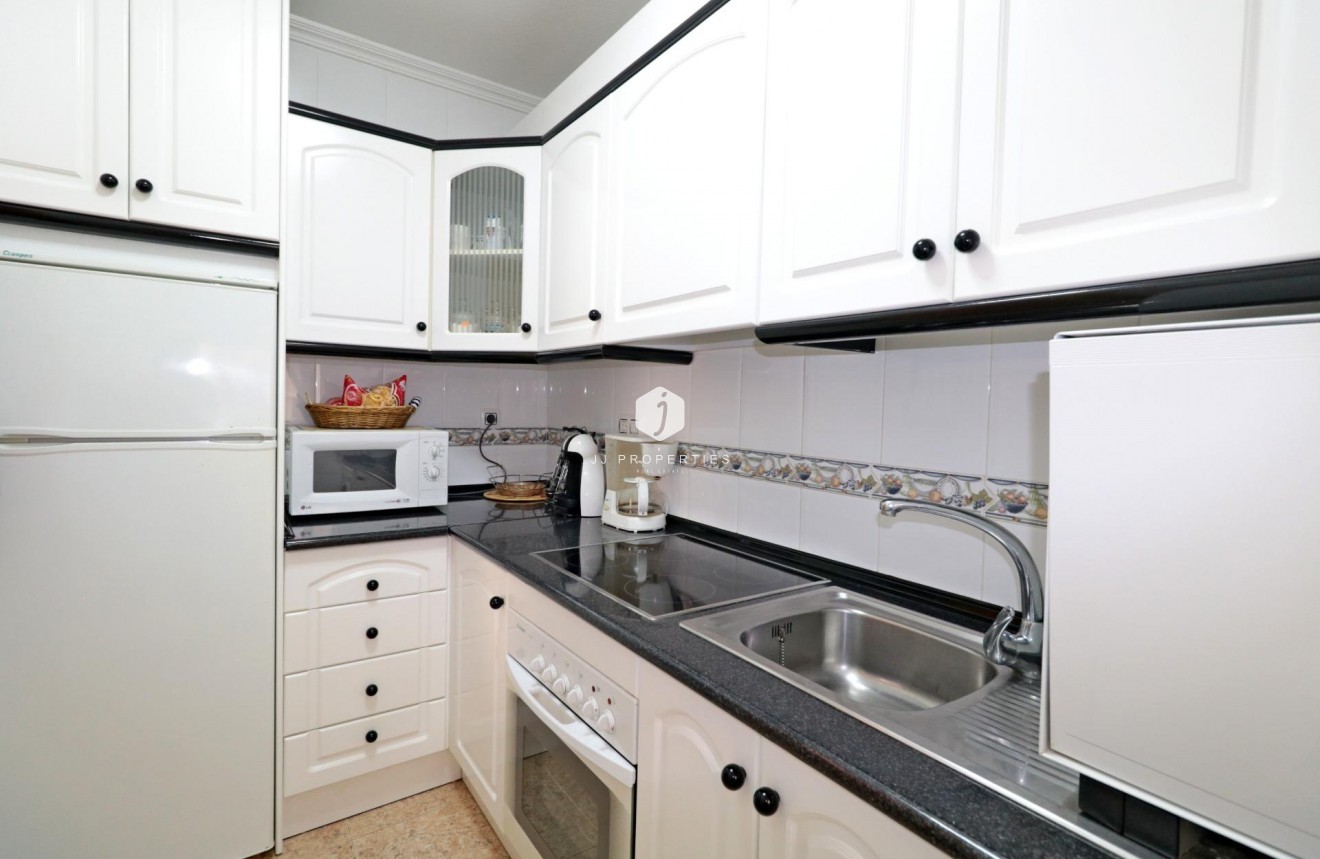 D'occasion - Appartement -
Torrevieja - Acequion