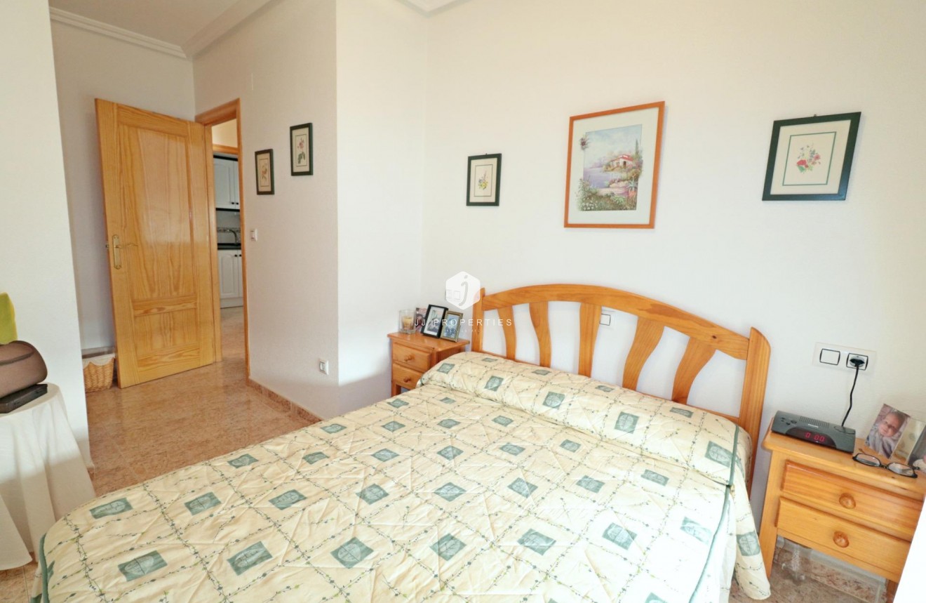 D'occasion - Appartement -
Torrevieja - Acequion