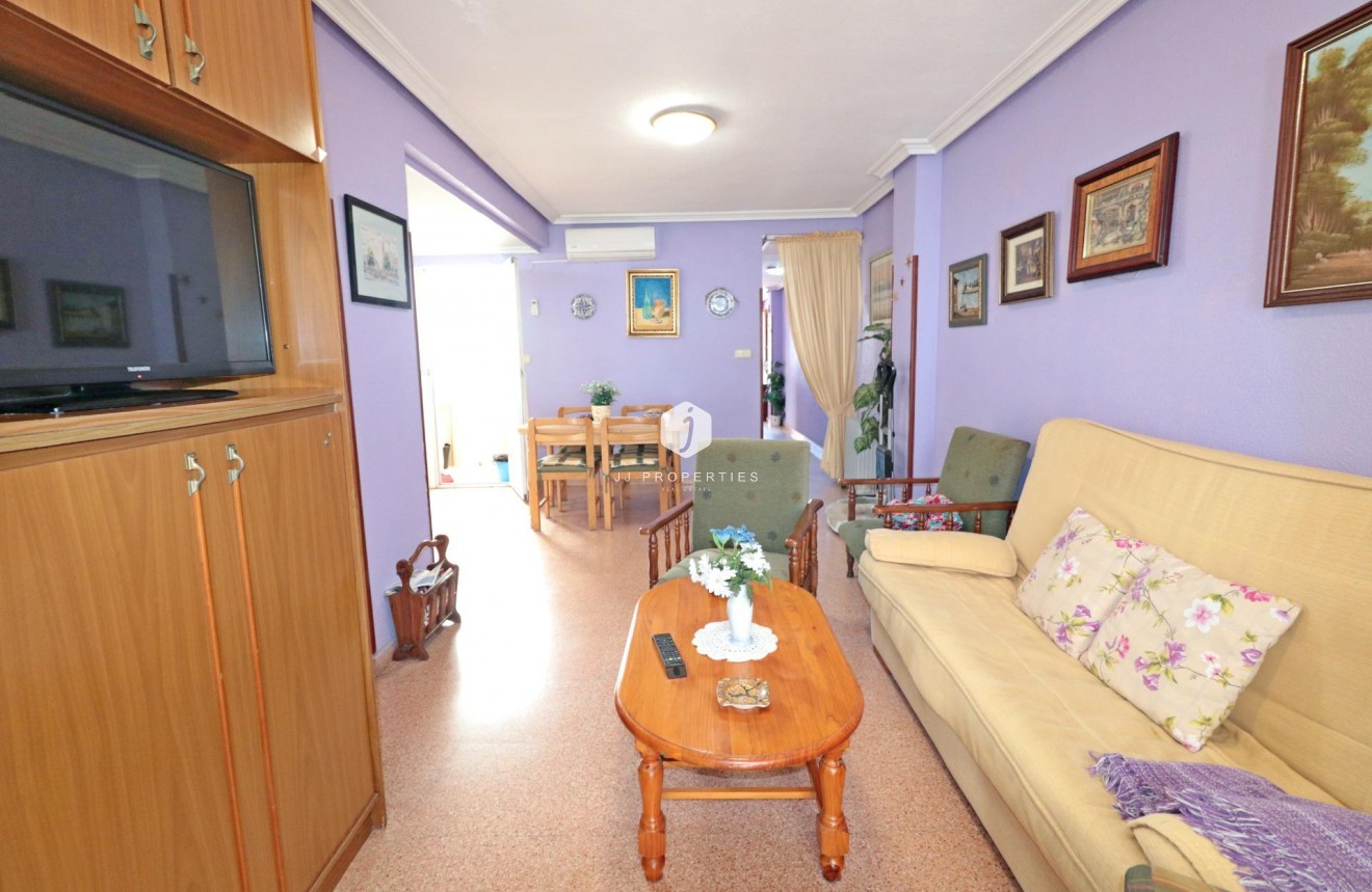 D'occasion - Appartement -
Torrevieja - Acequion