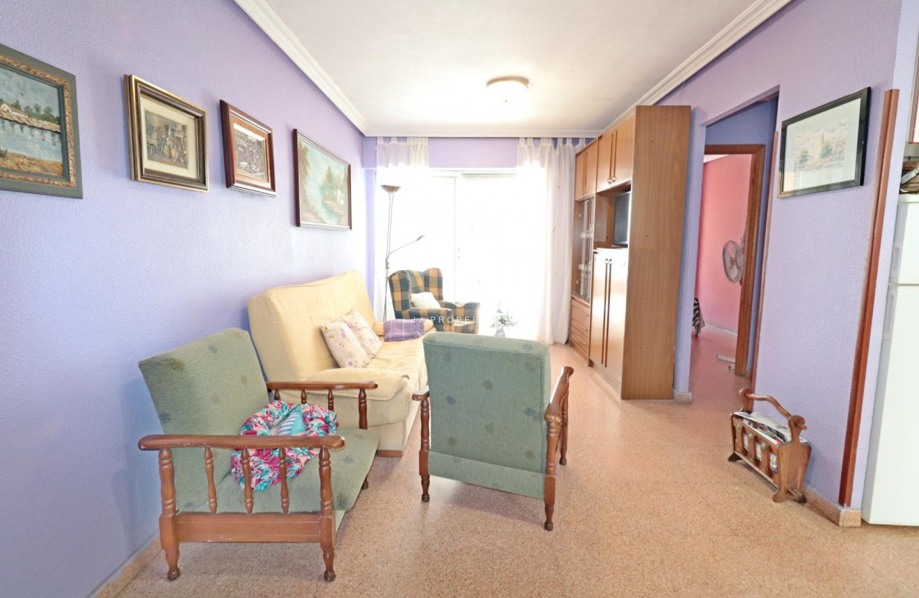 D'occasion - Appartement -
Torrevieja - Acequion