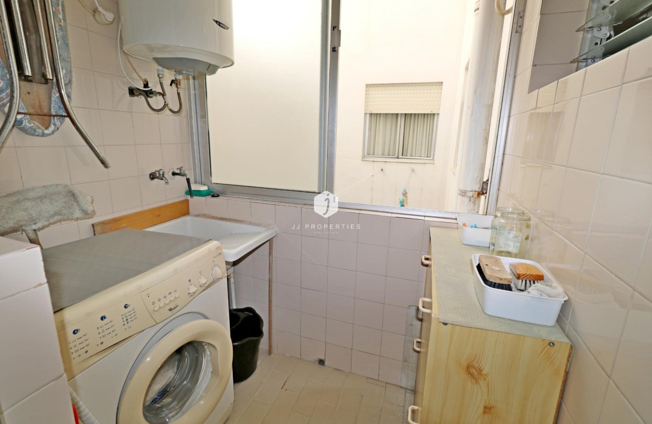 D'occasion - Appartement -
Torrevieja - Acequion