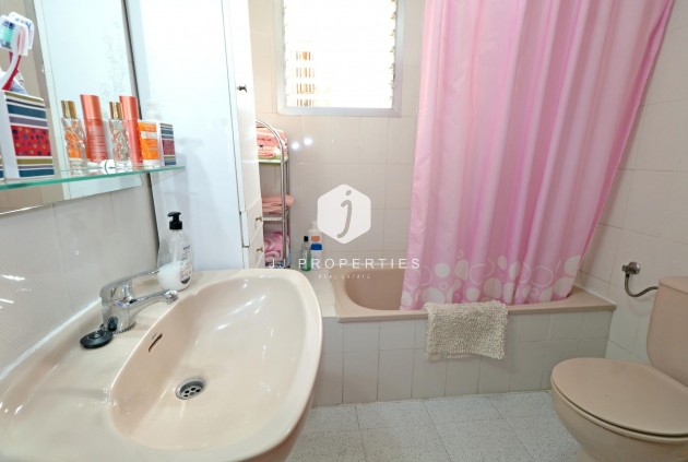 D'occasion - Appartement -
Torrevieja - Acequion