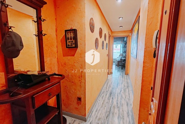 D'occasion - Appartement -
Torrevieja - Acequion