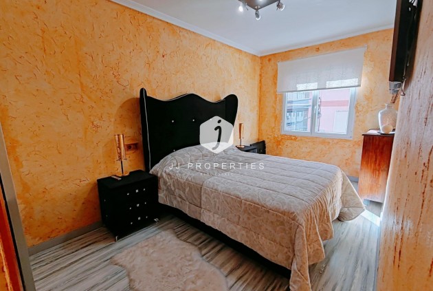 D'occasion - Appartement -
Torrevieja - Acequion