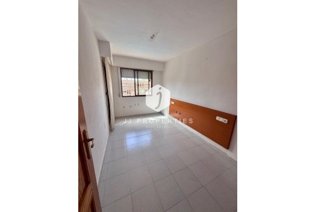 D'occasion - Appartement -
Torrevieja - PARQUE DE LAS NACIONES