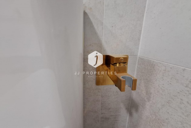 Resale - Apartment / flat -
Torrevieja - Acequion