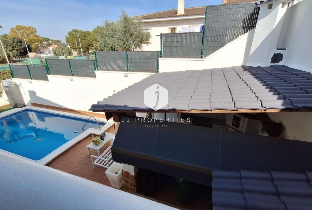 Z drugiej ręki - Villa -
Torrevieja - Los Balcones - Los Altos del Edén