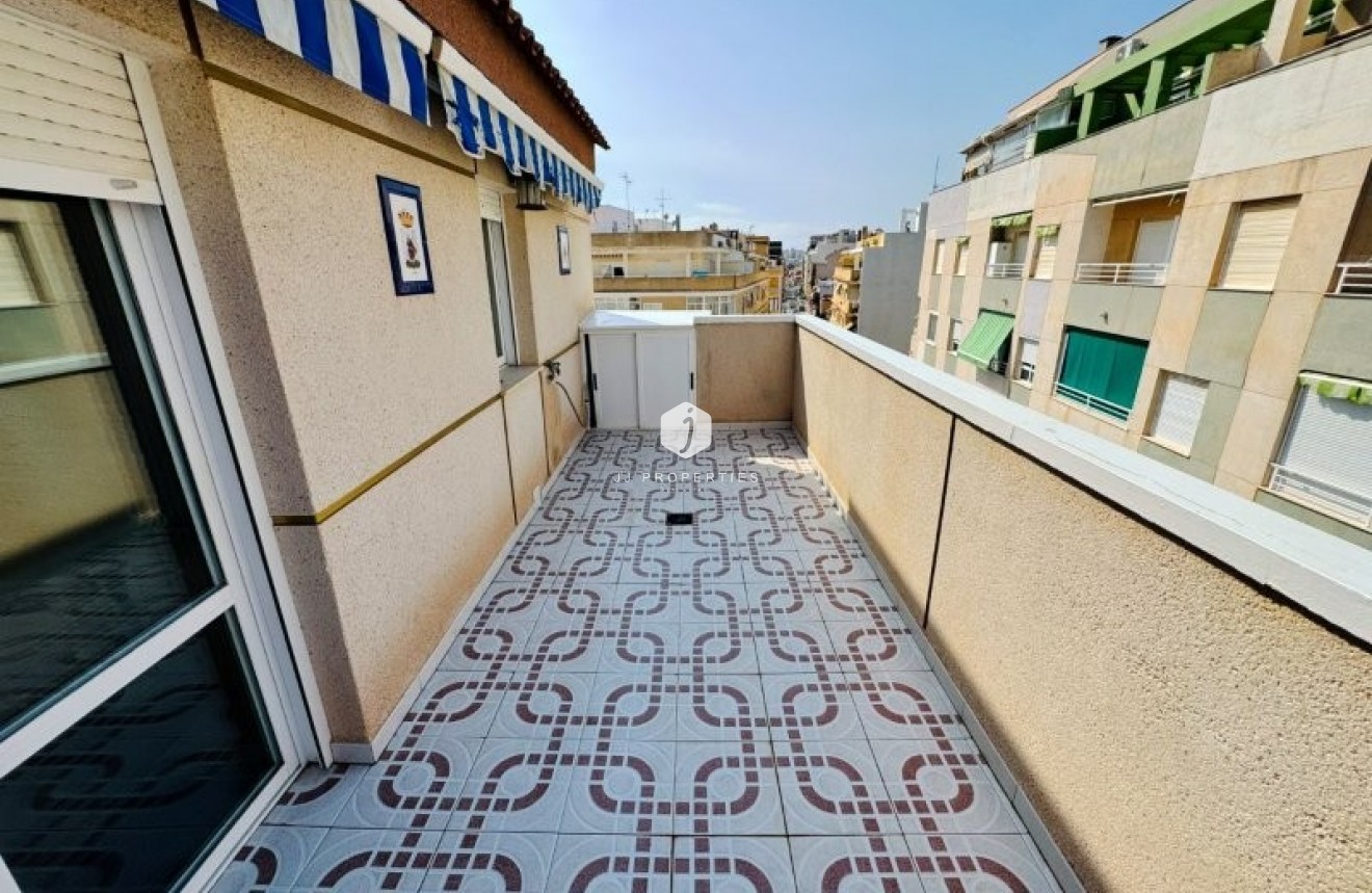 D'occasion - Attique -
La Mata - Costa Blanca