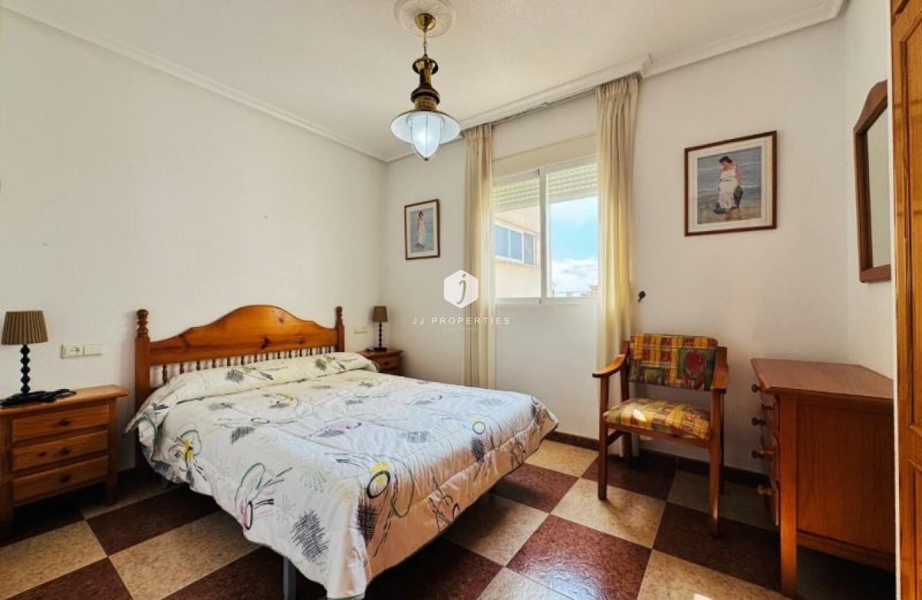 D'occasion - Attique -
La Mata - Costa Blanca