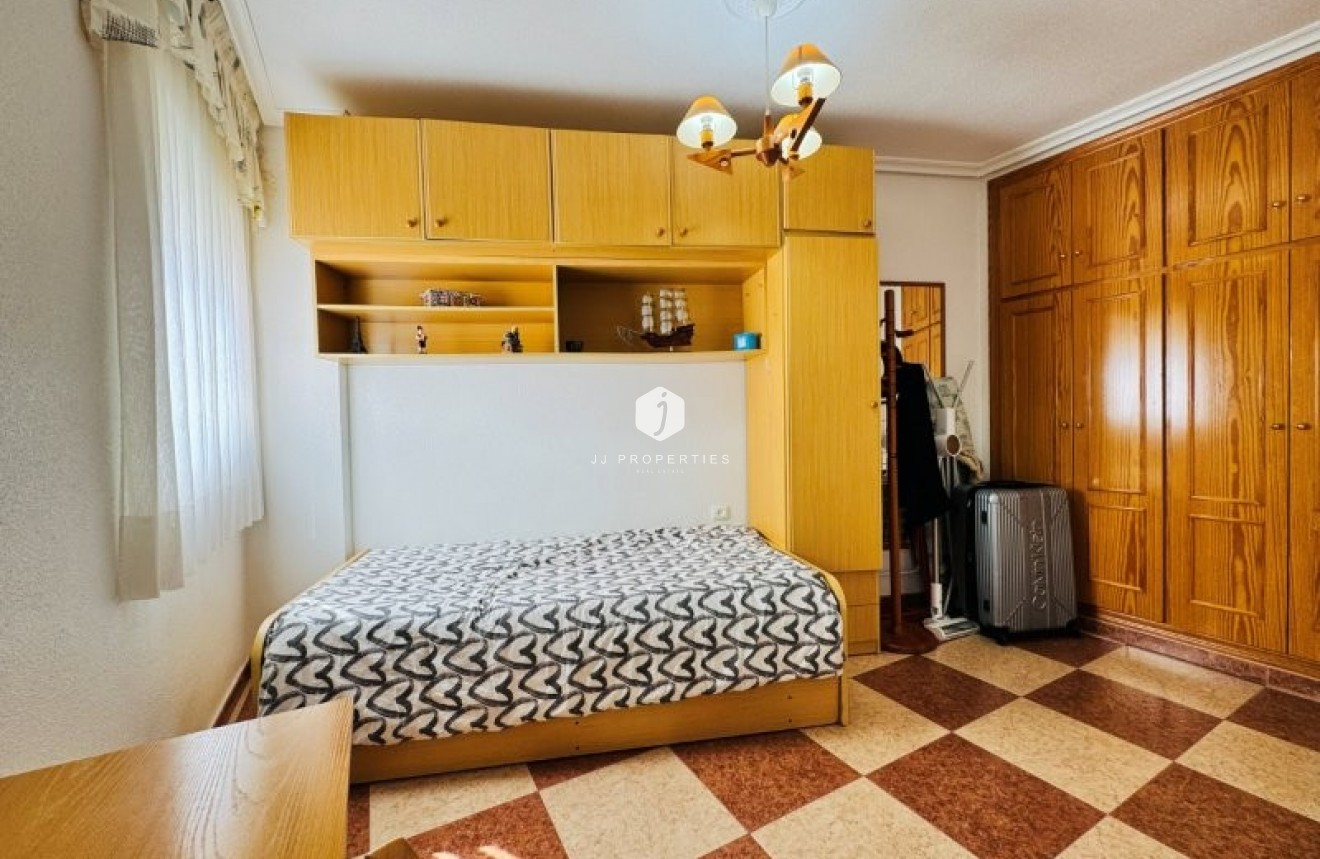 D'occasion - Attique -
La Mata - Costa Blanca