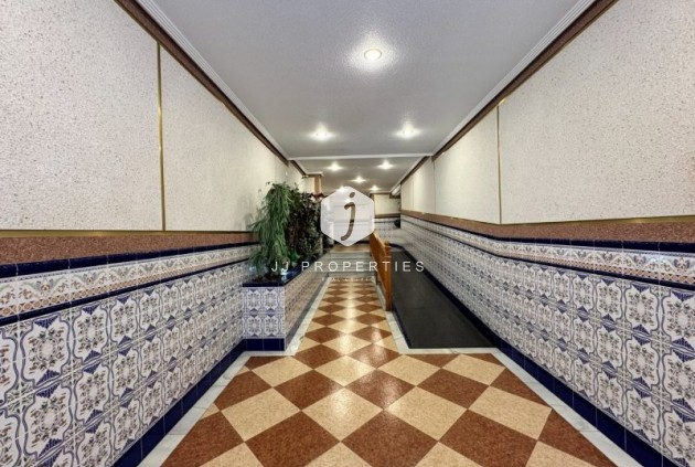 D'occasion - Attique -
La Mata - Costa Blanca